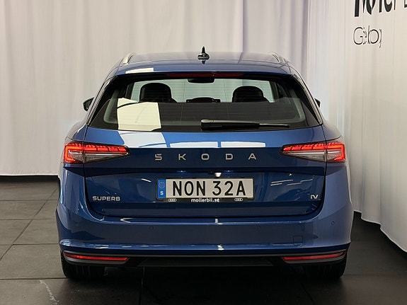 Skoda Superb 4 of 15