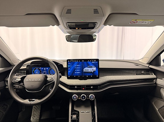Skoda Superb 11 of 15
