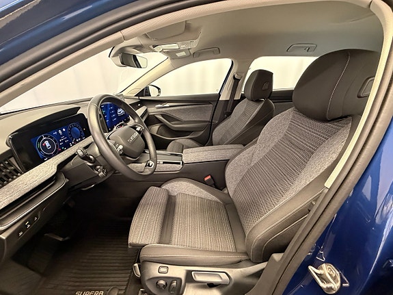 Skoda Superb 8 of 15