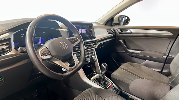 Volkswagen T-Roc 7 of 19