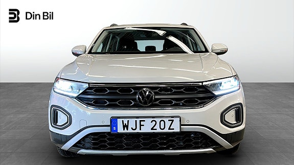 Volkswagen T-Roc 4 of 19
