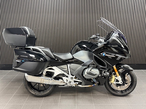 BMW R1250RT 2 of 6