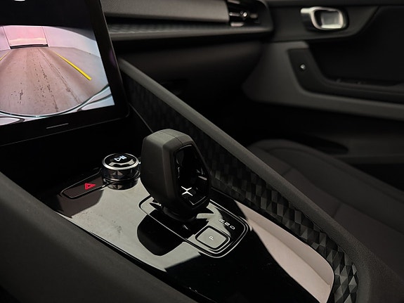 Polestar 2 22 of 30