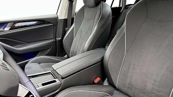 Volkswagen Passat 8 of 19