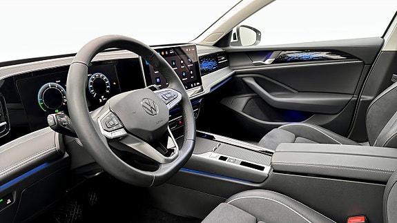 Volkswagen Passat 7 of 19