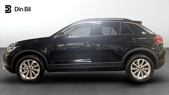 Volkswagen T-Roc 2 of 12
