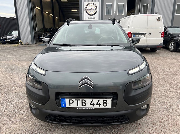 Citroen C4 Cactus 2 of 18