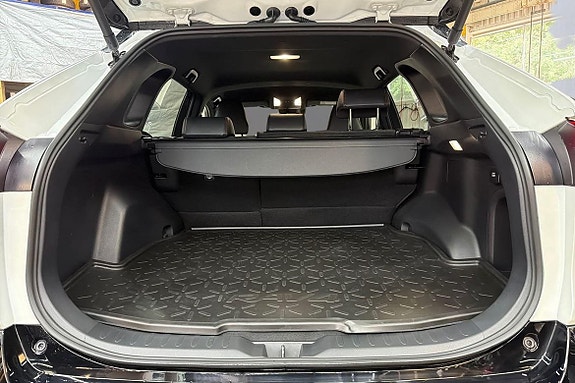 Toyota RAV4 12 of 21