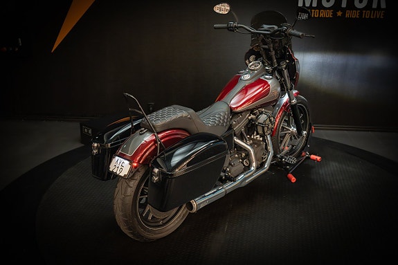 Harley-Davidson Street Bob Special (FXDBB 103) "Club Style" 3 of 17