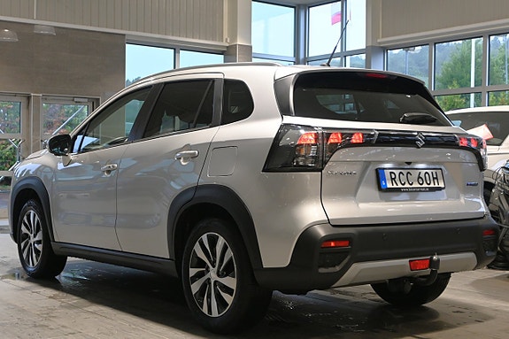 Suzuki S-Cross 3 of 25