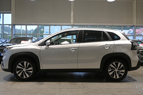 Suzuki S-Cross 2 of 25