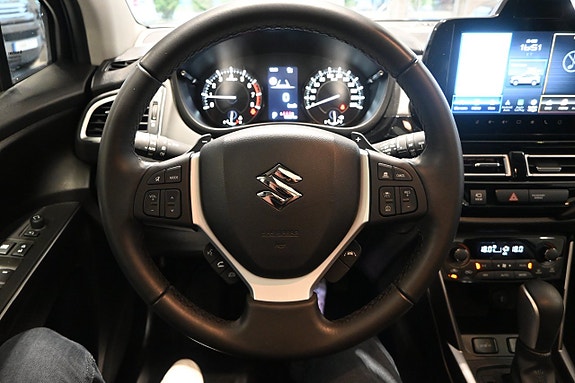 Suzuki S-Cross 18 of 25