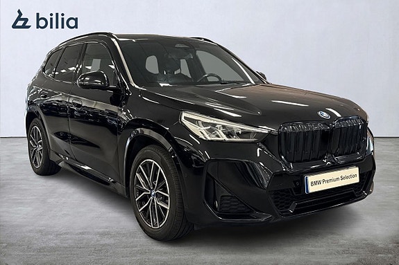 BMW iX1 17 of 18