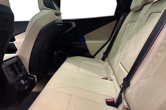 BMW X3 11 of 20