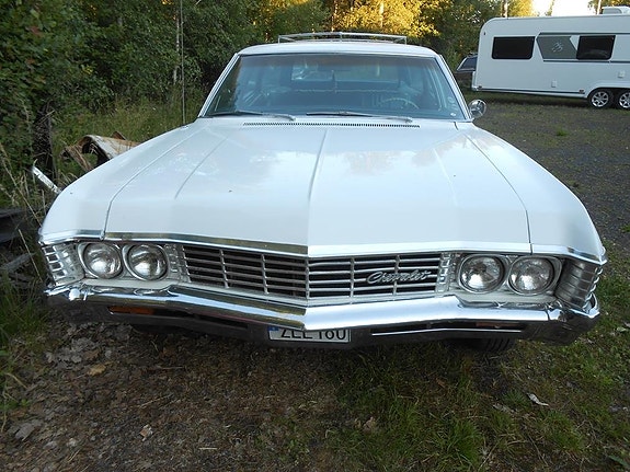 Chevrolet Impala 3 of 25