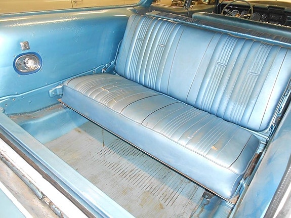 Chevrolet Impala 17 of 25