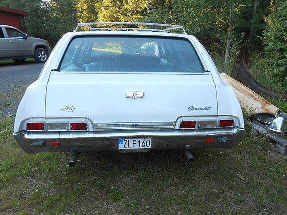 Chevrolet Impala 6 of 25