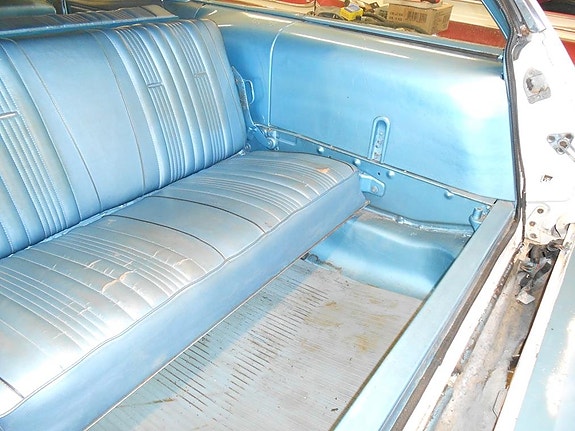 Chevrolet Impala 18 of 25