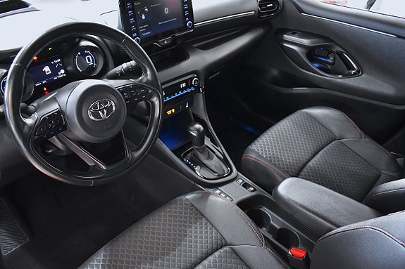 Toyota Yaris 7 of 23