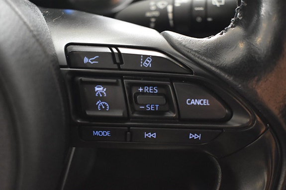Toyota Yaris 14 of 23