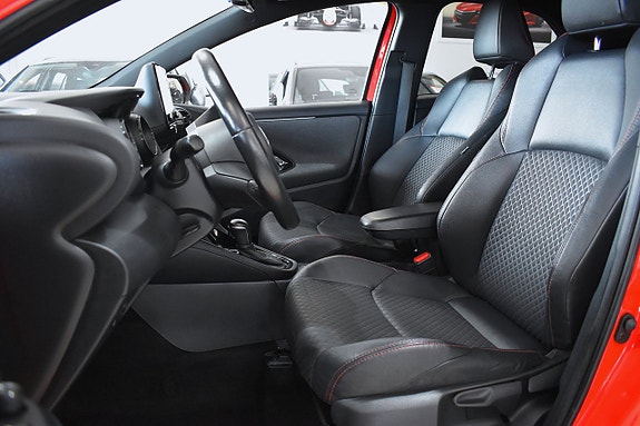 Toyota Yaris 8 of 23
