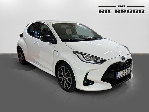 Toyota Yaris 3 of 14