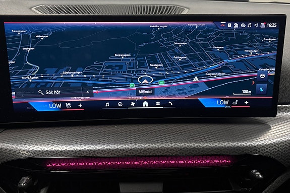 BMW i4 13 of 18
