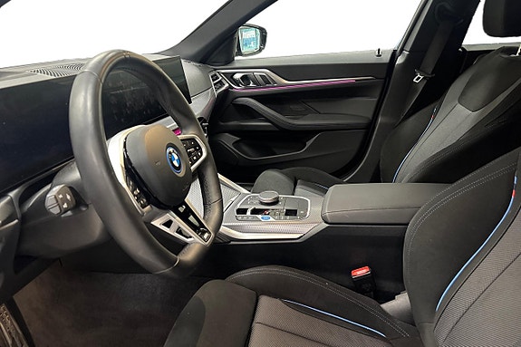BMW i4 12 of 18