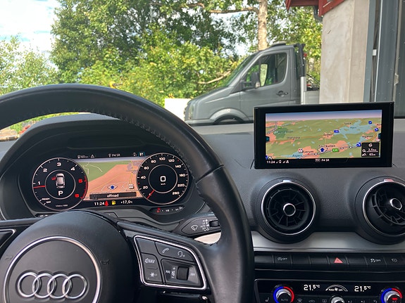 Audi Q2 2 of 2