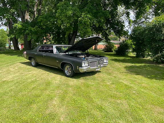 Oldsmobile Delta 88 8 of 10