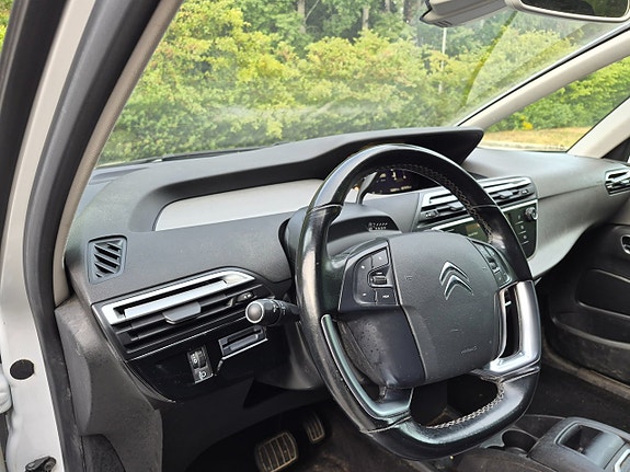 Citroen Grand C4 Picasso 7 of 9