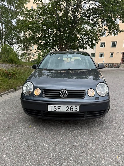 Volkswagen Polo 8 of 21