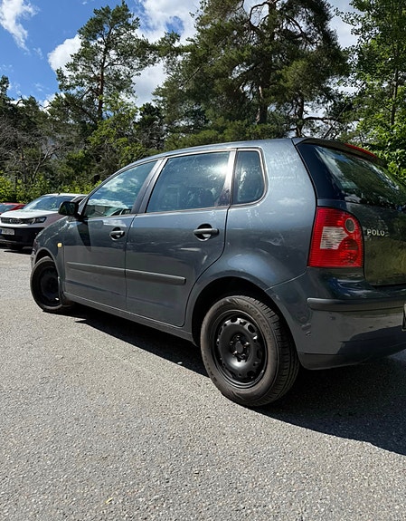Volkswagen Polo 18 of 21