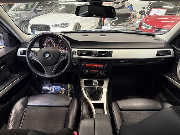 BMW 320 17 of 20
