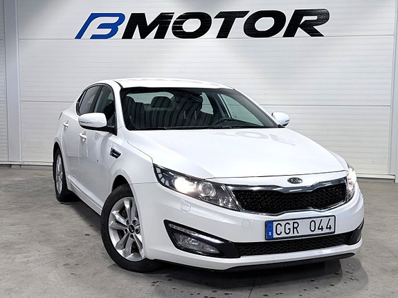 Kia Optima 2 of 12