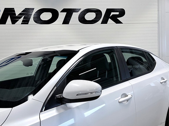 Kia Optima 6 of 12