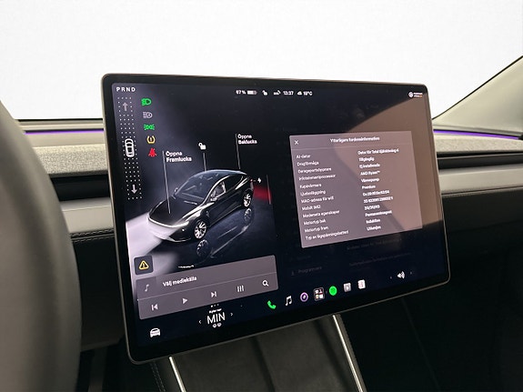 Tesla Model Y 21 of 30