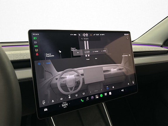 Tesla Model Y 22 of 30