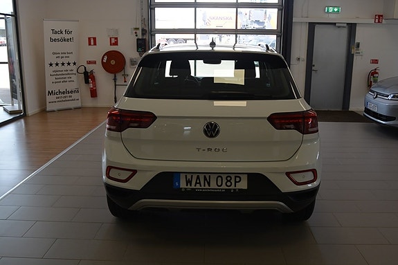 Volkswagen T-Roc 6 of 13