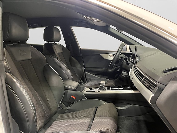 Audi A5 9 of 21