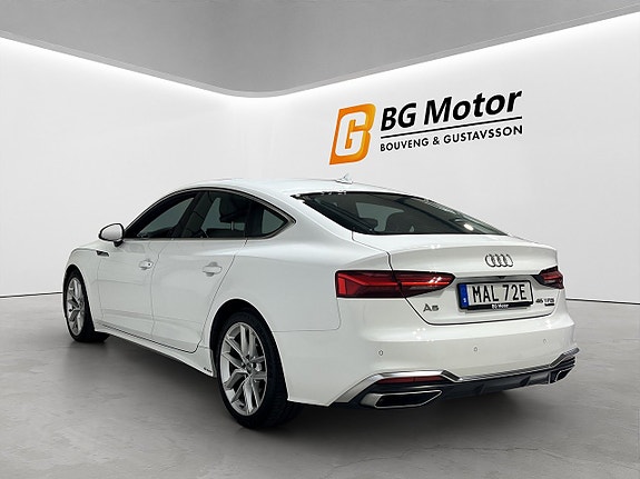 Audi A5 6 of 21