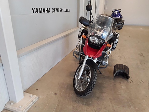 BMW R1200GS 2 of 2