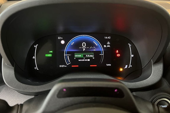 Toyota Yaris Cross 16 of 21