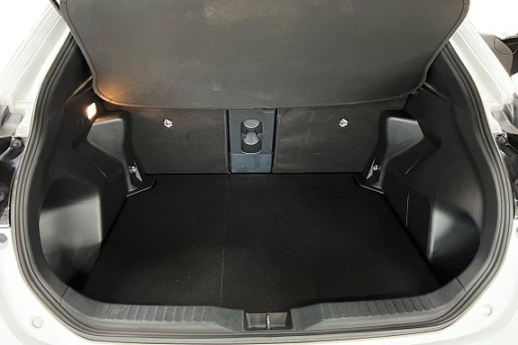Toyota Yaris Cross 12 of 21