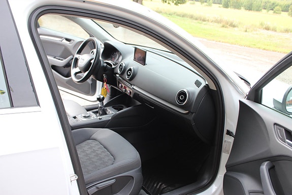 Audi A3 5 of 6