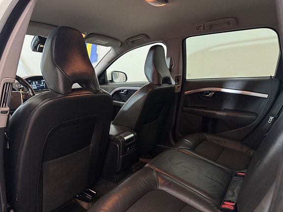 Volvo V70 14 of 25