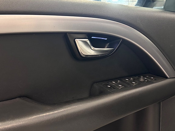 Volvo V70 25 of 25