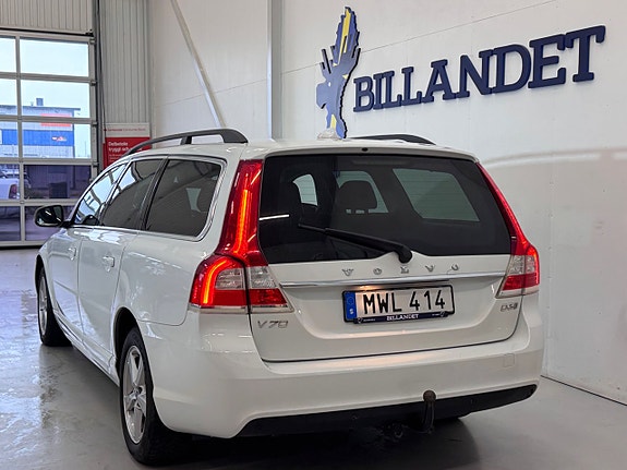 Volvo V70 5 of 25