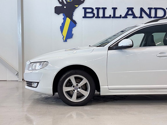 Volvo V70 9 of 25
