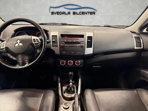 Mitsubishi Outlander 7 of 13